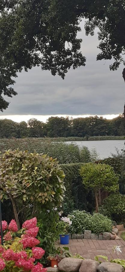 Bungalow Idylle Am See Neuruppin Εξωτερικό φωτογραφία