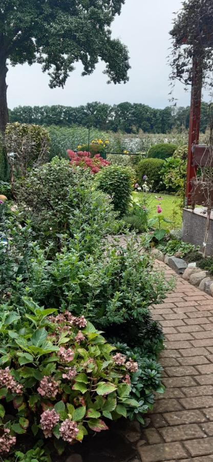 Bungalow Idylle Am See Neuruppin Εξωτερικό φωτογραφία