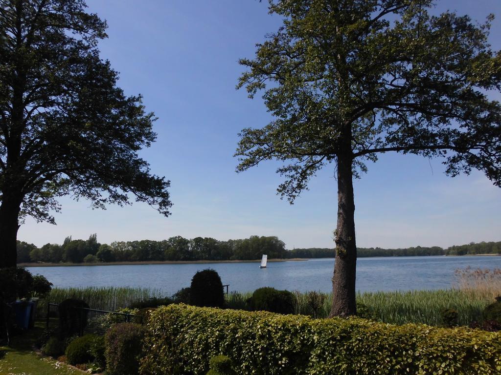 Bungalow Idylle Am See Neuruppin Εξωτερικό φωτογραφία