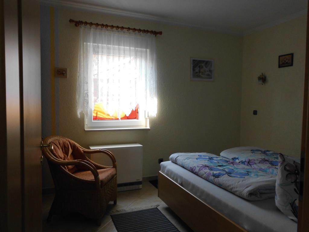 Bungalow Idylle Am See Neuruppin Εξωτερικό φωτογραφία